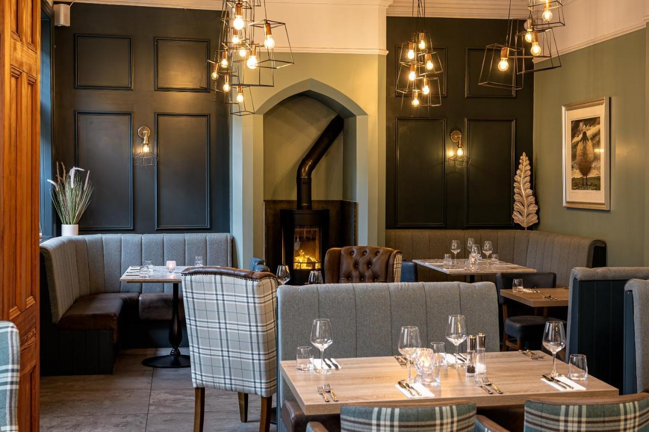The Fleece Hotel Richmond ริชมอนด์ ภายนอก รูปภาพ