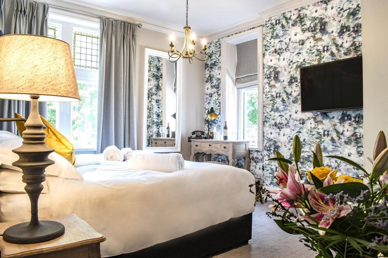 The Fleece Hotel Richmond ริชมอนด์ ภายนอก รูปภาพ