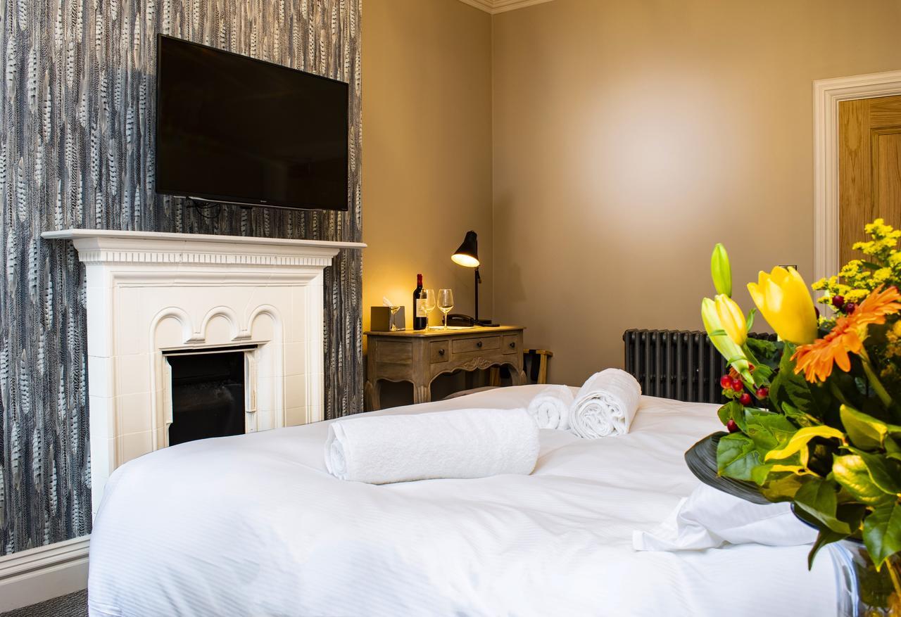 The Fleece Hotel Richmond ริชมอนด์ ภายนอก รูปภาพ
