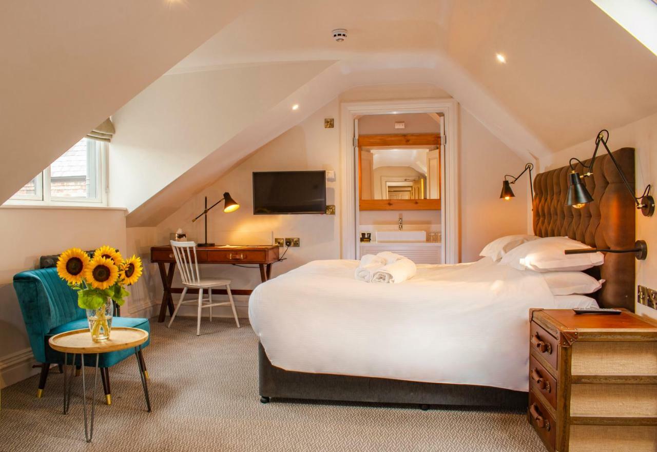 The Fleece Hotel Richmond ริชมอนด์ ภายนอก รูปภาพ