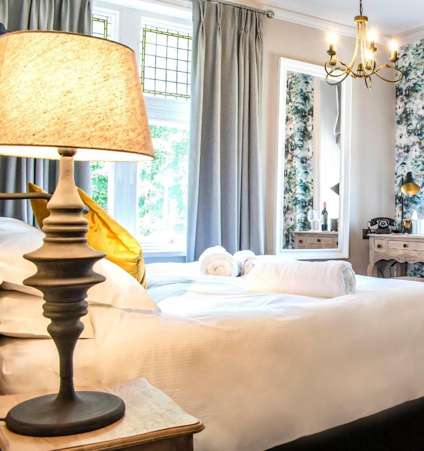 The Fleece Hotel Richmond ริชมอนด์ ภายนอก รูปภาพ